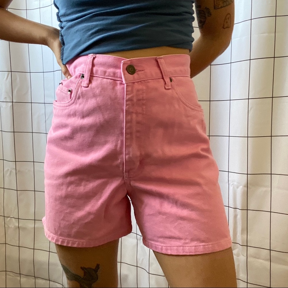 VTG PINK HIGH WAISTED SHORTS
